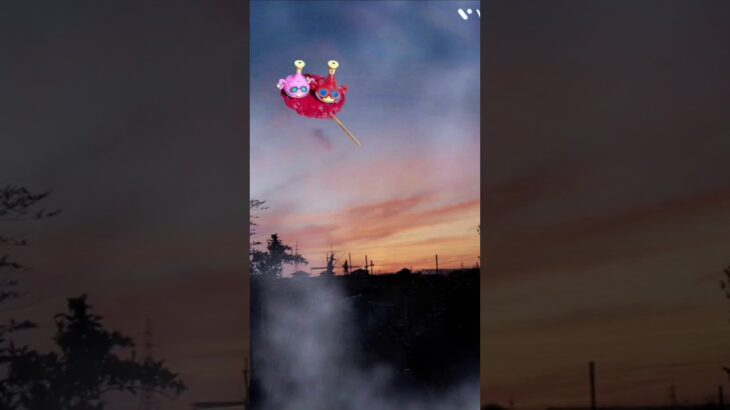 # ✨スマホ動画編集アプリで合成✨   🤳☁️「ハクション大魔王 」☁️🤳 ※スマホで撮った夕焼けに🌇